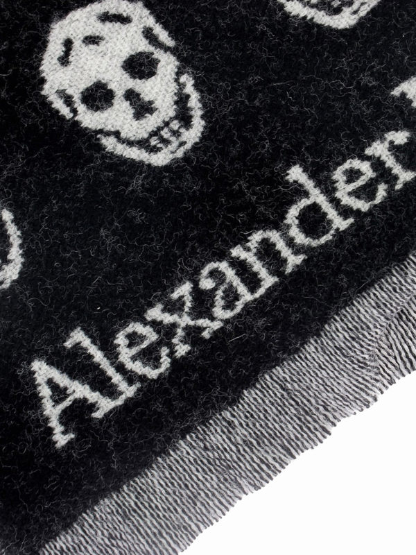 ALEXANDER MCQUEEN: scarves online - Skull jacquard wool scarf