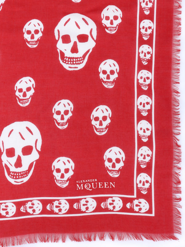 ALEXANDER MCQUEEN: scarves online - Skull patterned red scarf