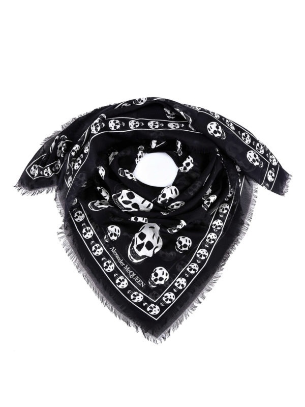 ALEXANDER MCQUEEN: scarves - Skull printed scarf