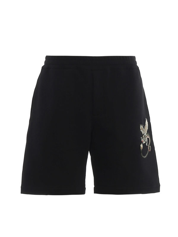 ALEXANDER MCQUEEN: pantaloni sport - Pantaloni corti con patch dragone