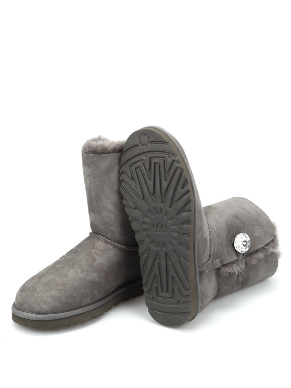 boots shop online Bailey Button boots