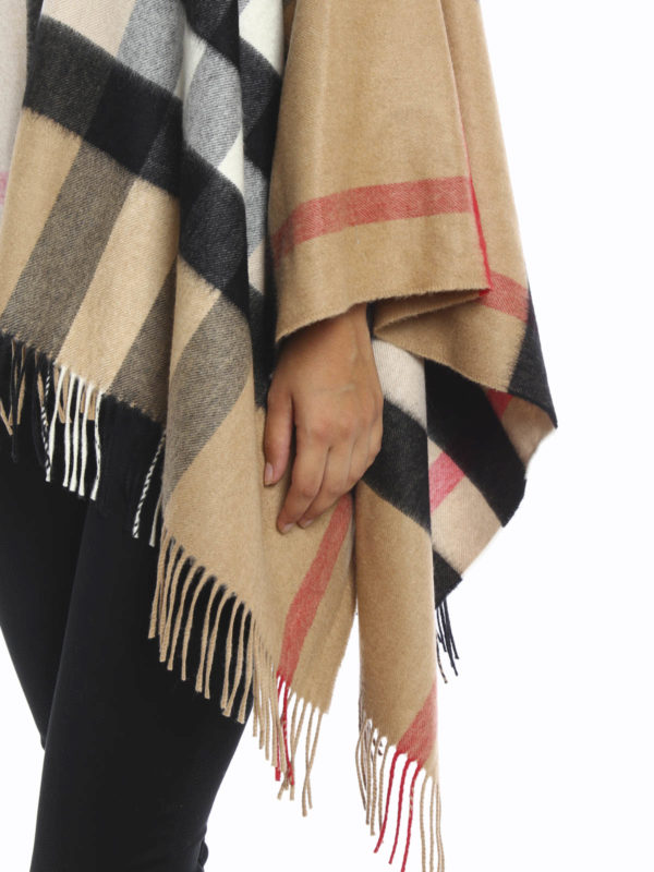 BURBERRY buy online Cape & Poncho Fur Damen - Hellbraun
