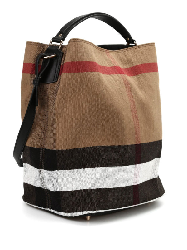 BURBERRY: Schultertaschen online - Schultertasche Ashby - Schwarz
