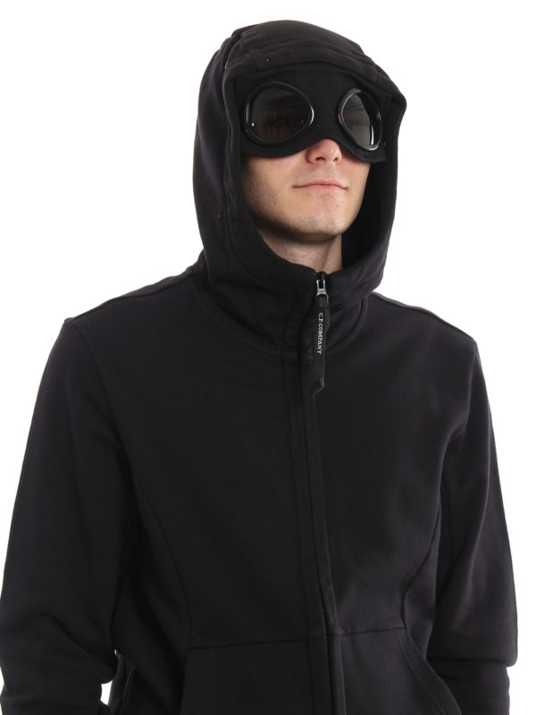 C.P. COMPANY buy online Felpa nera con cappuccio e occhialini