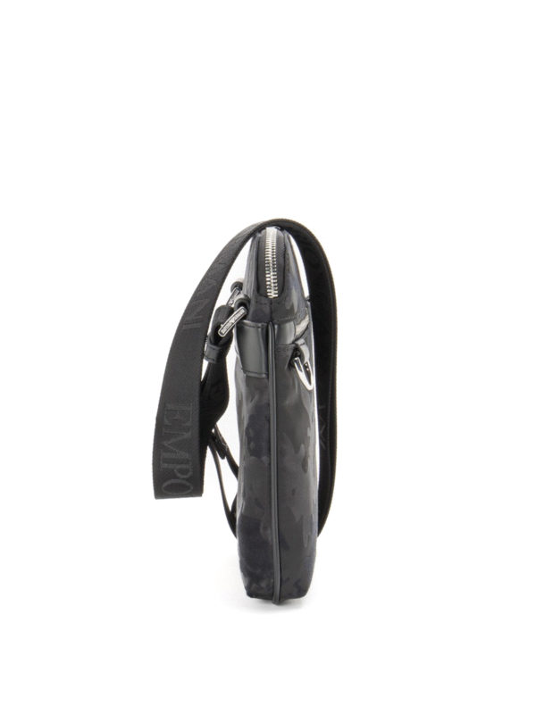 ショルダーバッグ - 黒 shop online: EMPORIO ARMANI