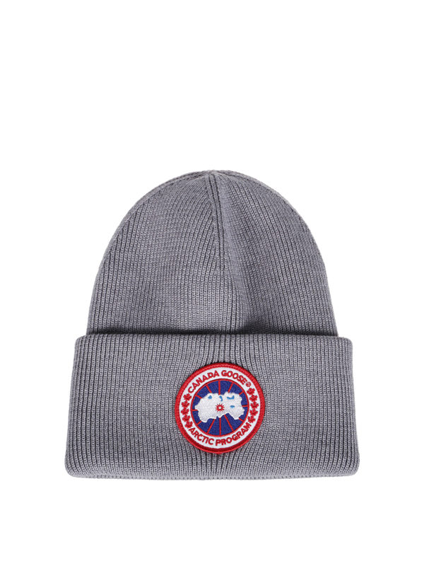 Canada Goose: beanies - Logo patch wool beanie