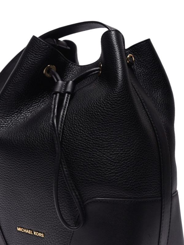 Cary medium black bucket bag shop online: MICHAEL KORS