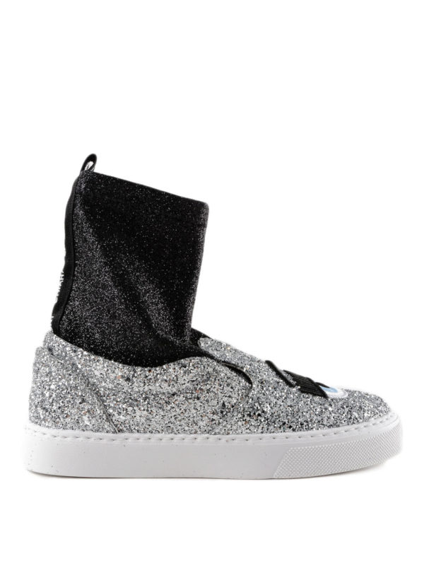 CHIARA FERRAGNI: trainers - Flirting high-top sneakers