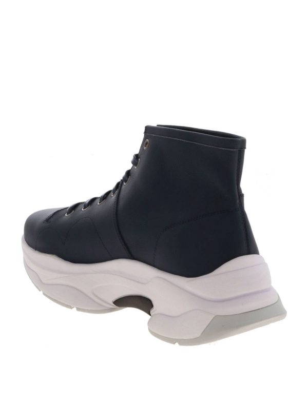 スニーカー - ブルー shop online: VIVIENNE WESTWOOD