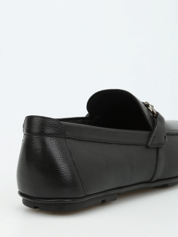 ローファー/スリッパ メンズ - 黒 shop online: SALVATORE FERRAGAMO