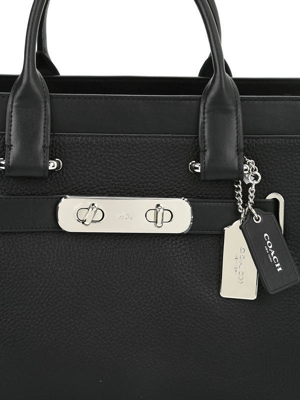 COACH buy online Swagger 21 Carryall bag