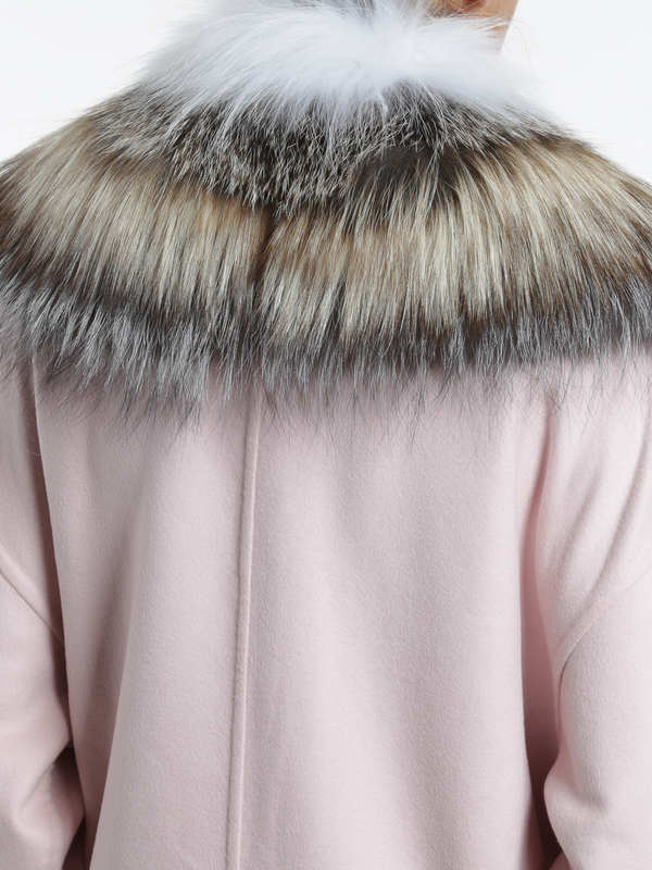 Coat with fox fur collar coat