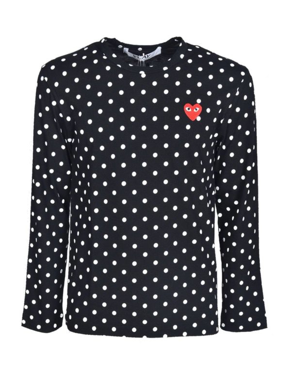 Comme des Garçons Play: t-shirts - Red Heart dot T-shirt in black