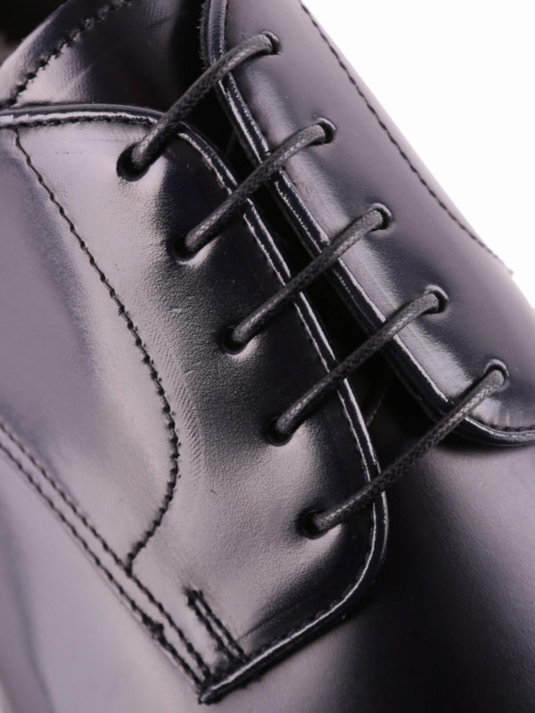 Dark blue brushed leather Derby Replica 
online: Doucal