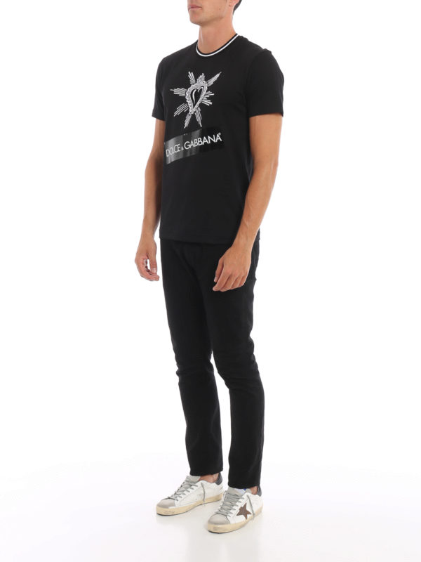 DOLCE & GABBANA: t-shirt online - T-shirt nera con ricamo cuore