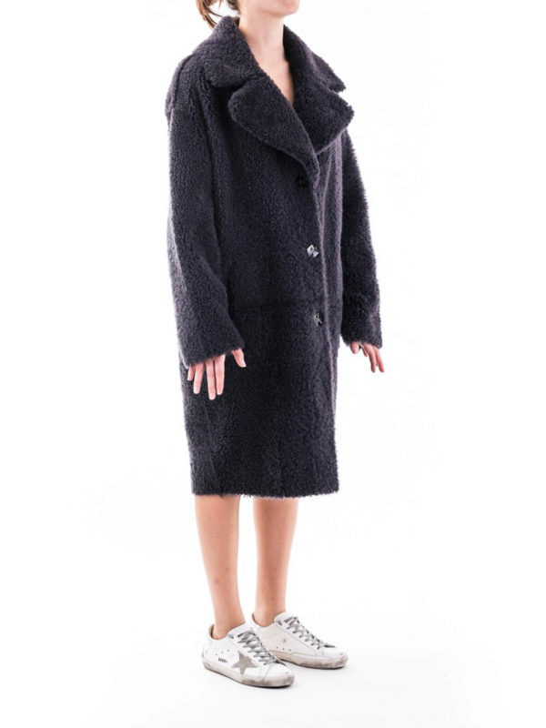 Drome: Abrigos de borreguito y piel  online - Abrigo De Piel - Reversible