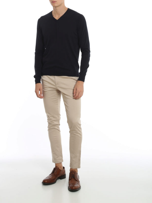 DRUMOHR: Strickpullover mit V-Ausschnitt online - V-Pullover - Dunkelblau