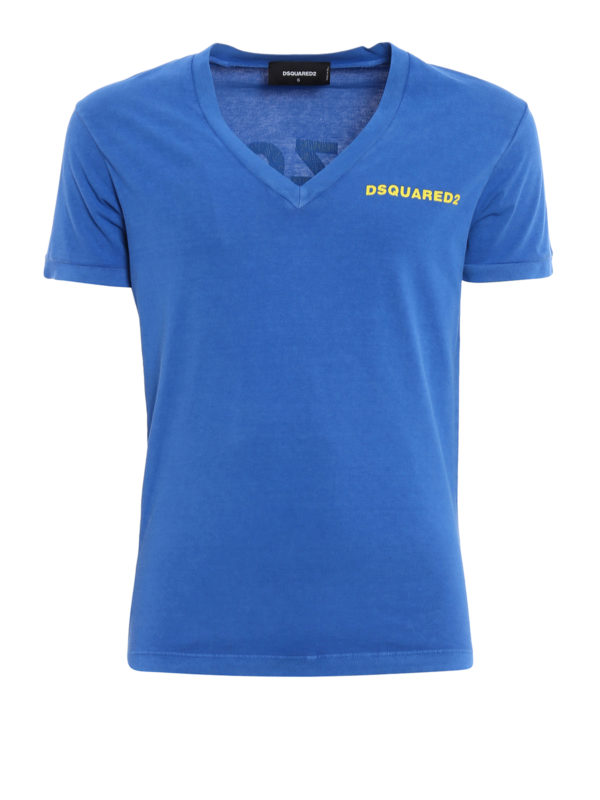 DSQUARED2: t-shirts - Garment dyed V-neck Tee