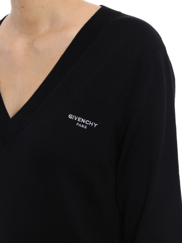 GIVENCHY buy online Cuello V  Negro Para Mujer