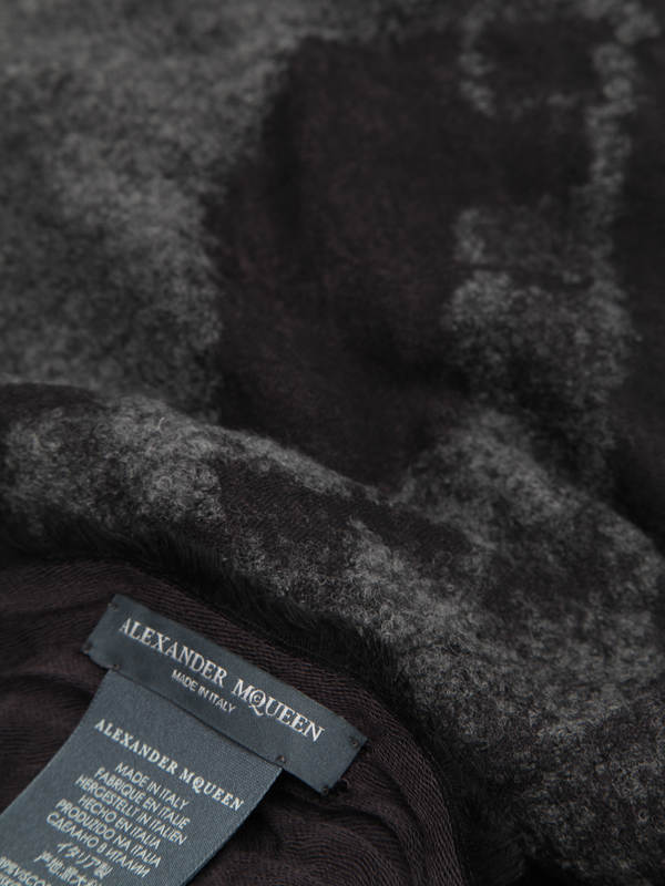 iKRIX ALEXANDER MCQUEEN: scarves - Skull scarf