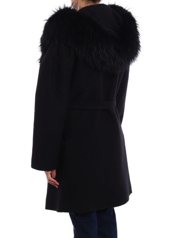 iKRIX AVA ADORE: short coats - Fur trimmed boiled wool coat