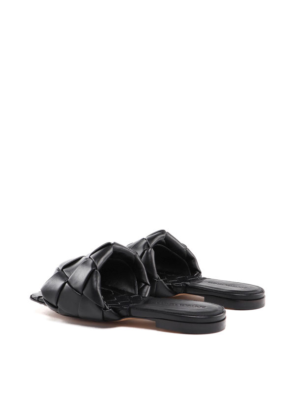 iKRIX BOTTEGA VENETA: サンダル - サンダル - 黒