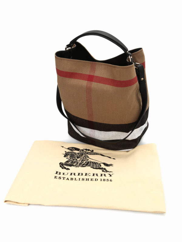 iKRIX BURBERRY: Schultertaschen - Schultertasche Ashby - Schwarz