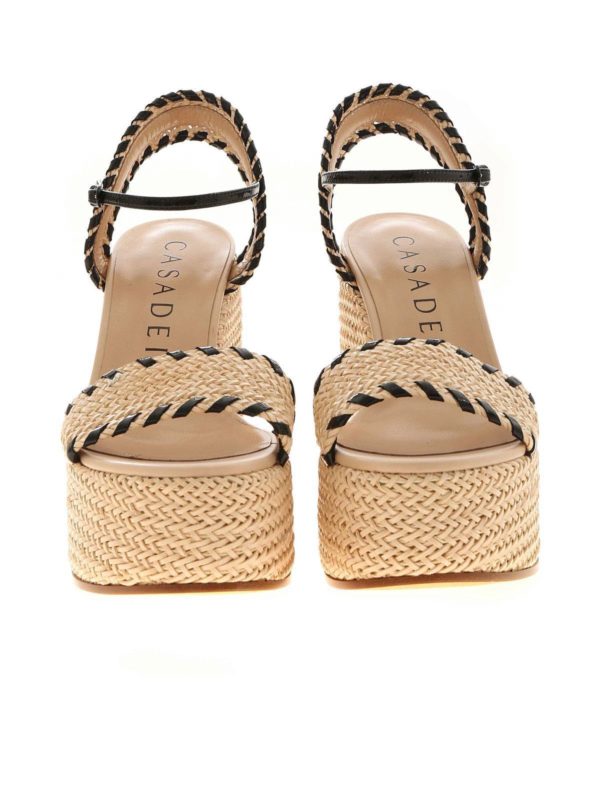 iKRIX Casadei: sandals - Woven leather wedges in ecru and black