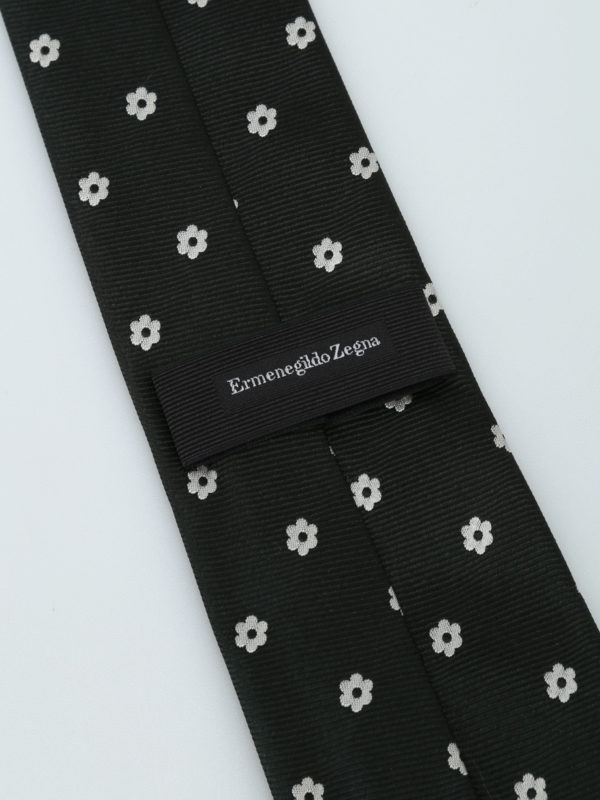 iKRIX ERMENEGILDO ZEGNA: Cravates & noeuds papillon - Cravate - Noir