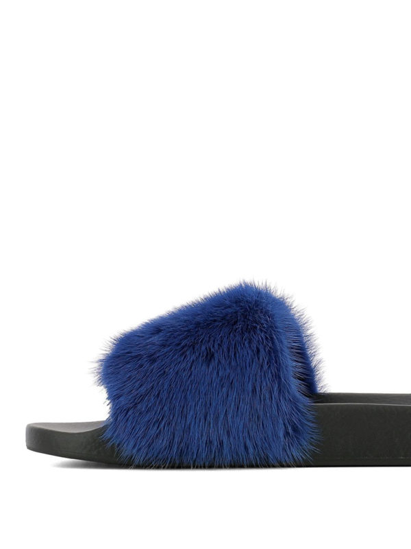 iKRIX GIVENCHY: sandals - Blue mink fur slides