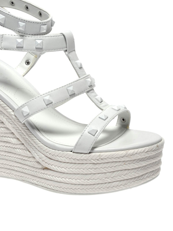 Kendall and kylie studded 2024 wedges