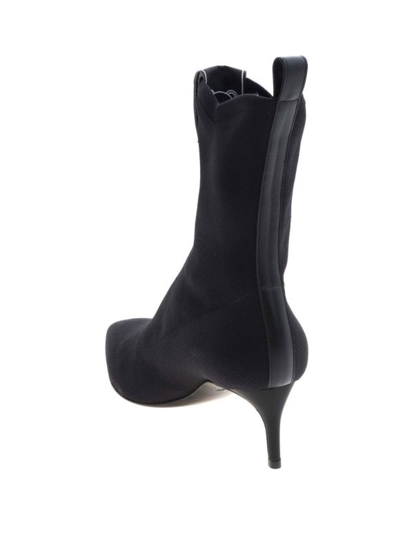 iKRIX MOSCHINO: ankle boots - Logo label pointed ankle boots in black