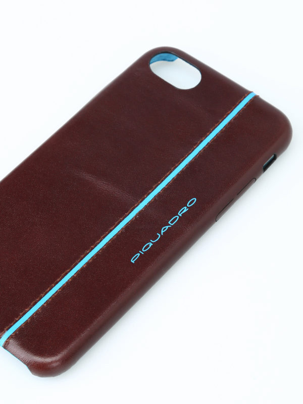 iKRIX PIQUADRO: Cases & Covers - iPhone®7 e iPhone®8 4,7" brown leather case