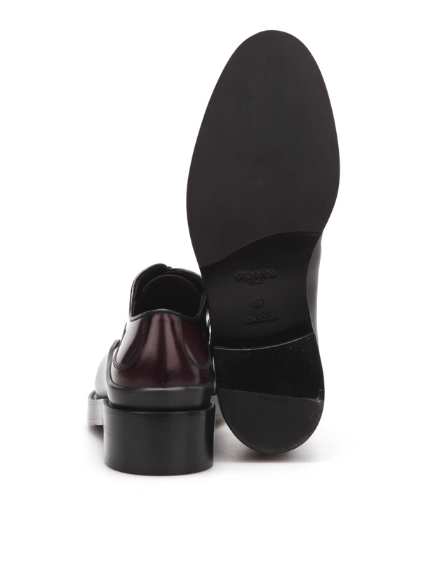 iKRIX PRADA: classiche - Stringate in vitello spazzolato
