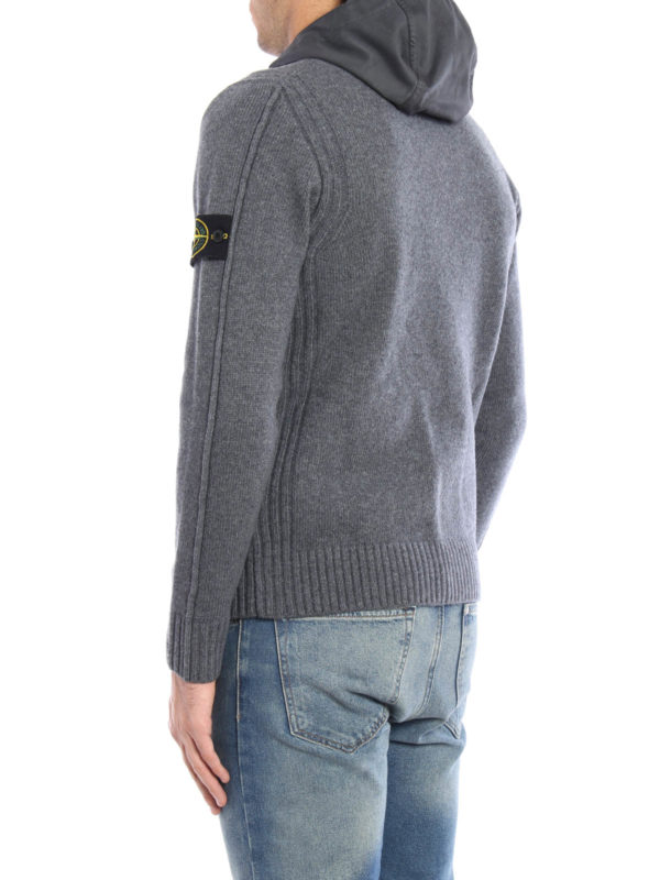 iKRIX STONE ISLAND: Cárdigans - Cárdigans Grises Para Hombre
