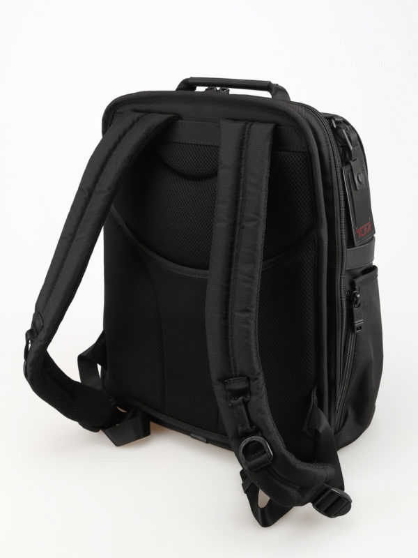 iKRIX TUMI: バックパック - バックパック - Slim Solutions