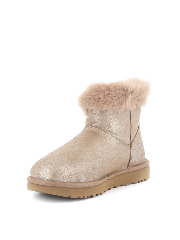 iKRIX UGG: Bottines - Bottines - Classic Fluff Pin Mini
