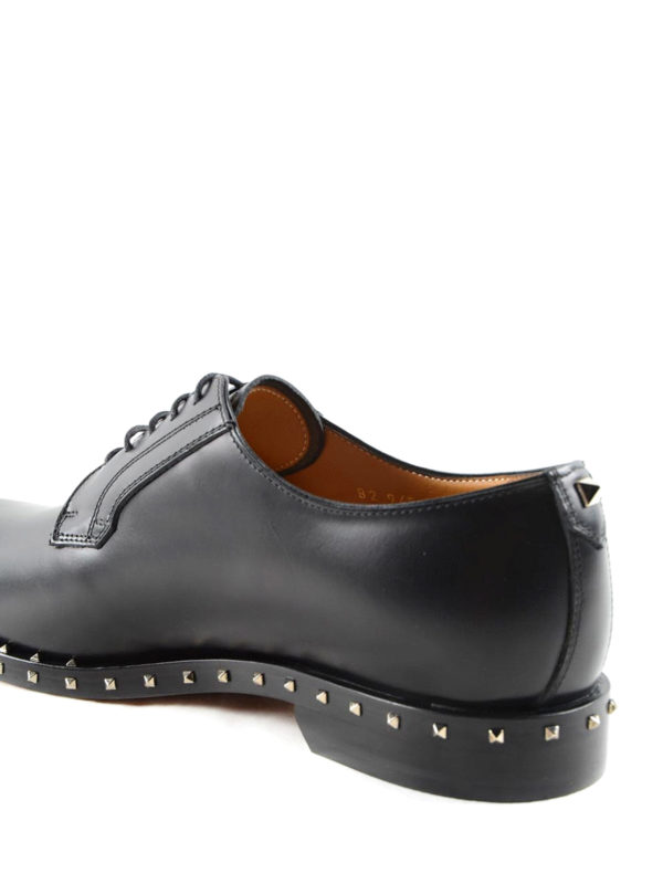 iKRIX VALENTINO GARAVANI: Chaussures classiques - Chaussures Rockstud Pour Homme