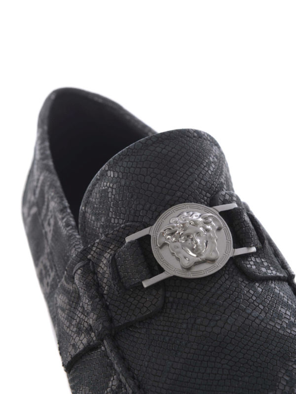 iKRIX VERSACE: Mocassins & Chaussures bateau - Mocassin  - Noir