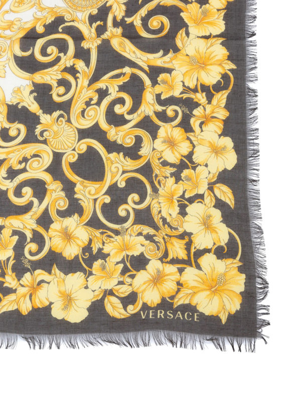 iKRIX VERSACE: Stoles & Shawls - Baroque print shawl
