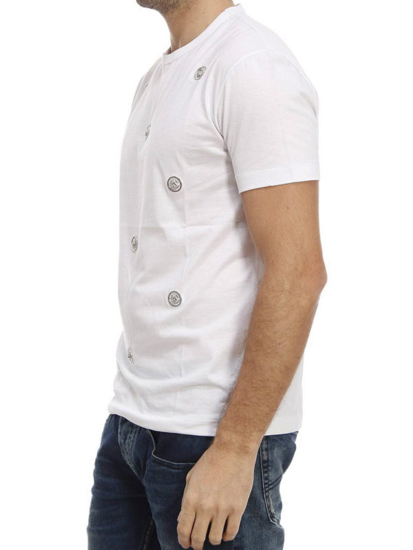 iKRIX Versus Versace: t-shirts - Lion Head studded T-shirt