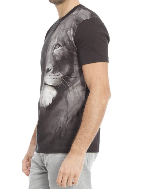 iKRIX Versus Versace: t-shirts - Macro Lion print T-shirt