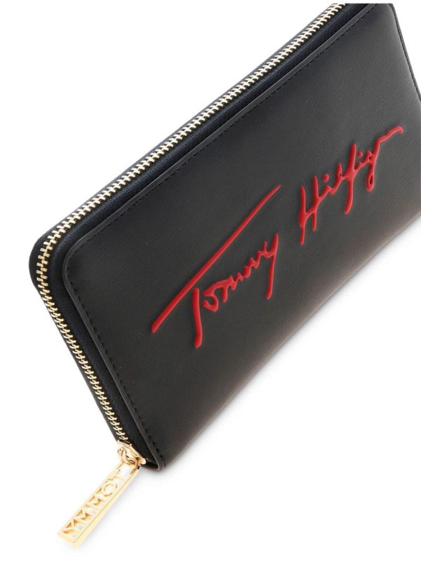 Iconic Tommy wallet in blue shop online: TOMMY HILFIGER