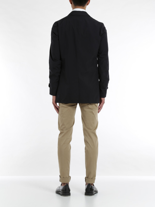 Laminar raincoat shop online: HERNO