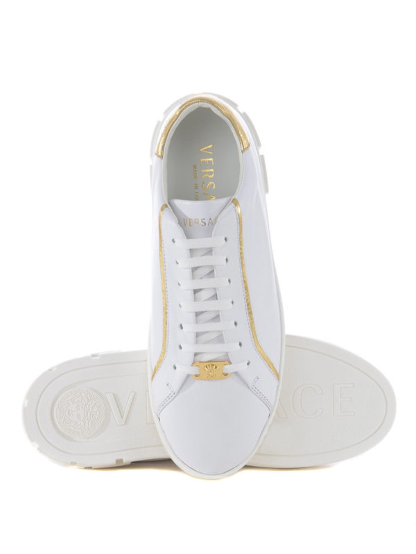 スニーカー メンズ - 白 shop online: VERSACE