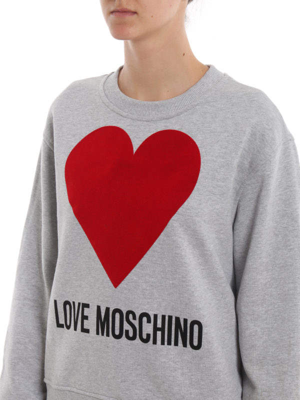 Love moschino discount heart sweatshirt