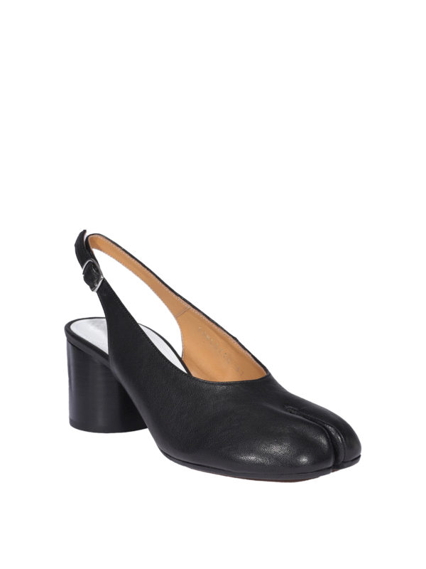 Maison Margiela: court shoes online - Tabi slingback pumps