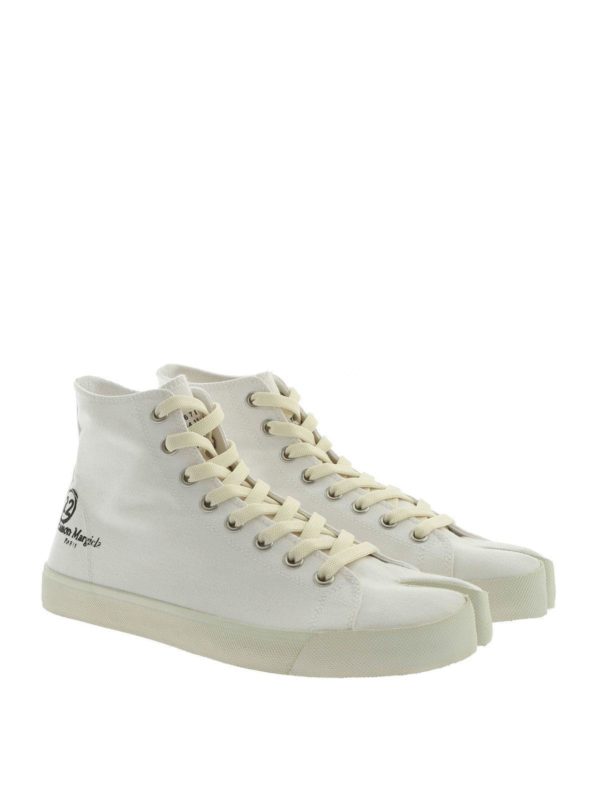 Maison Margiela: trainers online - Tabi sneakers in white