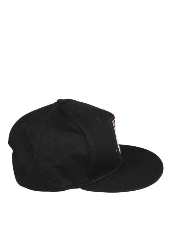 MCQ: hats & caps online - Baseball logo hat