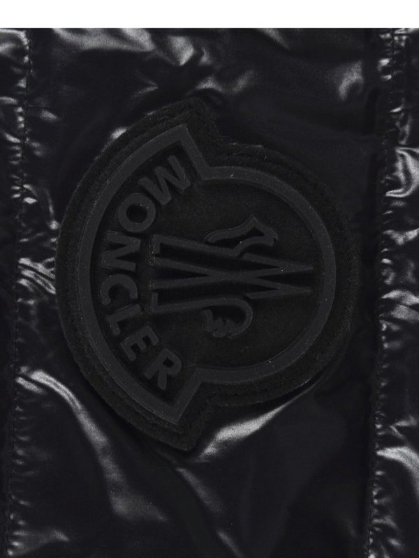 MONCLER: sciarpe e foulard online - Sciarpa nera trapuntata